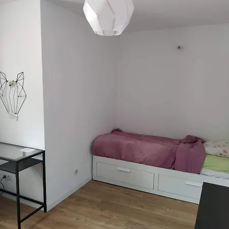 Holiday home Maison Dans Quartier Calme L'Isle-sur-la-Sorgue